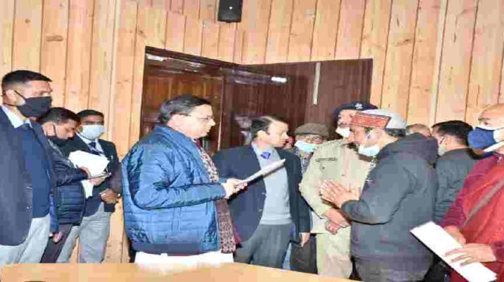 Uttarakhand: मुख्यमंत्री पुष्कर सिंह धामी ने विभिन्न संगठनों के प्रतिनिधियों ने की भेंट, कहा - समस्या का समाधान आन्दोलन से नही आपसी बातचीत से 1 Hello Uttarakhand News »
