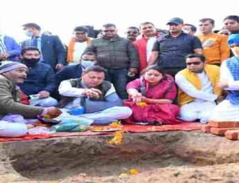 मुख्यमंत्री पुष्कर सिंह धामी ने खटीमा में चकरपुर स्टेडियम का भूमि पूजन एवं 7162.29 लाख की कुल 17 योजनाओं का किया शिलान्यास 3 Hello Uttarakhand News »