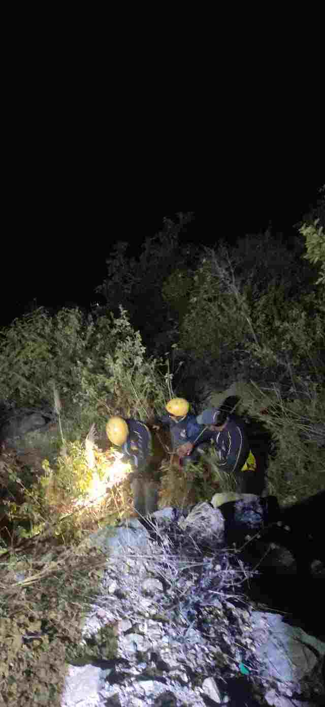 Uttarakhand Tehri: दुःखद; असेना और देवल के बीच हुआ हादसा, एक युवक की मौके पर ही मौत, दूसरे घायल युवक को SDRF ने किया रेस्क्यू 2 Hello Uttarakhand News »