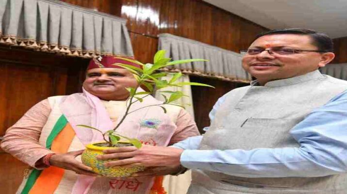 Uttarakhand: मुख्यमंत्री पुष्कर सिंह धामी से नए भाजपा प्रदेश अध्यक्ष महेंद्र भट्ट ने की शिष्टाचार भेंट, मुख्यमंत्री ने उन्हें भाजपा प्रदेश अध्यक्ष बनाए जाने पर दी बधाई 1 Hello Uttarakhand News »