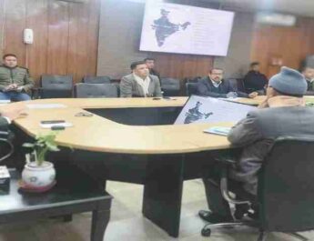 Uttarakhand: मुख्य सचिव डॉ. एस.एस. संधु ने पर्यटन विभाग के साथ पर्यटन के क्षेत्र में प्रदेश में भावी सम्भावनाओं पर की विस्तृत चर्चा, पर्यटन को लेकर इस तरह की लिस्ट तैयार करने के दिए निर्देश 4 Hello Uttarakhand News »