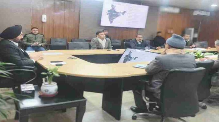 Uttarakhand: मुख्य सचिव डॉ. एस.एस. संधु ने पर्यटन विभाग के साथ पर्यटन के क्षेत्र में प्रदेश में भावी सम्भावनाओं पर की विस्तृत चर्चा, पर्यटन को लेकर इस तरह की लिस्ट तैयार करने के दिए निर्देश 1 Hello Uttarakhand News »