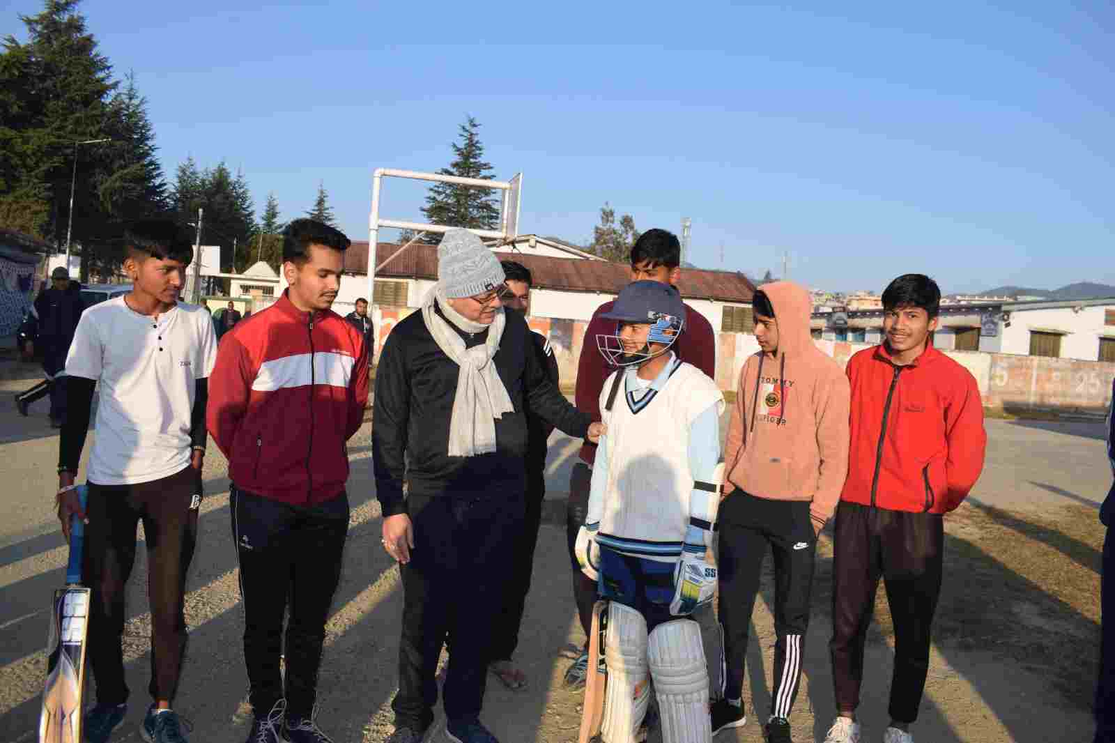 Watch Uttarakhand: चंपावत में मॉर्निंग वॉक पर निकले सीएम, विकास कार्यों पर लिया आमजन का फीडबैक तो युवाओं का भी किया उत्साहवर्धन 4 Hello Uttarakhand News »