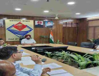 Uttarakhand: सचिव डॉ. संधु ने पीएम स्वनिधि योजना की प्रगति को लेकर की समीक्षा, राज्य के 25 हजार स्ट्रीट वेंडर्स को निर्धारित समय सीमा में ऋण उपलब्ध कराने के लक्ष्य को लेकर दिए निर्देश 6 Hello Uttarakhand News »