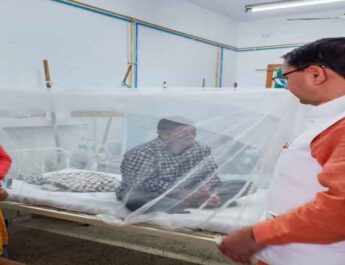 मुख्यमंत्री पुष्कर सिंह धामी ने सुशीला तिवारी चिकित्सालय का किया निरीक्षण, पंजीकरण काउंटर, कैंटीन एवं वार्डों का निरीक्षण कर वार्ड में भर्ती मरीजों एवं ओपीडी में आये वाहृय रोगियों से की मुलाकात, जानी उनकी समस्याओं 2 Hello Uttarakhand News »