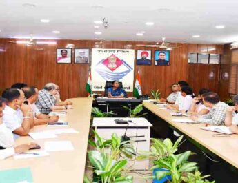 Uttarakhand: मुख्य सचिव राधा रतूड़ी ने जाली प्रमाण-पत्रों के मामलों में कड़ी कार्यवाही के दिए निर्देश, आम जनता के लिए जन्म-मृत्यु पंजीकरण की प्रक्रिया अत्यन्त सरल बनाने के भी निर्देश जारी 2 Hello Uttarakhand News »