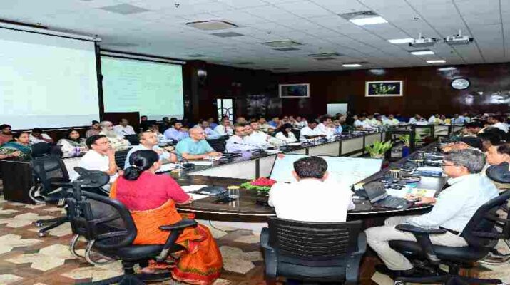 Uttarakhand: सीएम हेल्पलाईन पर लंबित शिकायतों का आगामी 15 दिनों में सकारात्मक निवारण किया जाए, पिछले एक माह से सीएम हेल्पलाईन पर लॉगिन न करने वाले अधिकारियों पर कारवाई की जाए-मुख्यमंत्री 3 Hello Uttarakhand News »