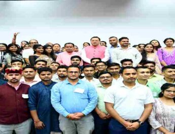 Uttarakhand: मुख्यमंत्री पुष्कर सिंह धामी ने प्रारंभिक शिक्षा विभाग के अन्तर्गत चयनित 236 सहायक अध्यापकों को प्रदान किये नियुक्ति पत्र, प्रथम चरण की काउंसलिंग में 473 सहायक अध्यापकों का किया गया है चयन, शेष अभ्यर्थियों को संबंधित जनपदों से दी जा रही है नियुक्ति 4 Hello Uttarakhand News »