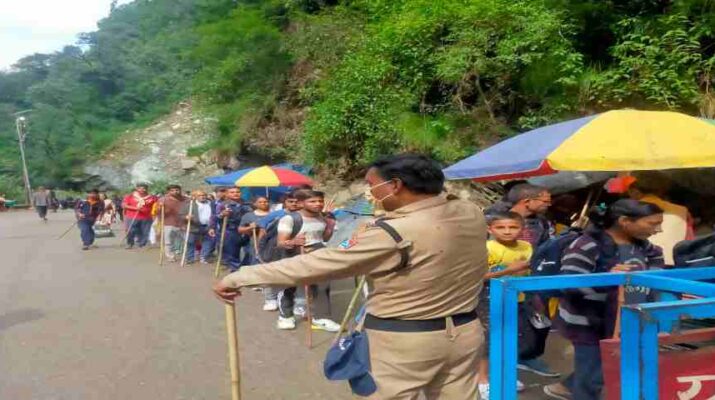 Kedarnath Yatra: भारी वर्षा से बाधित केदारनाथ यात्रा मार्ग बहाल, श्रद्धालुओं से सतर्कता की अपील 8 Hello Uttarakhand News » Page 2 of 1115