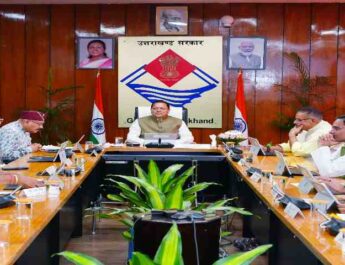 Uttarakhand Cabinet 13 Major Decisions: गौवंश सुधार से लेकर पूर्ण साक्षर राज्य घोषित करने तक कई अहम निर्णय