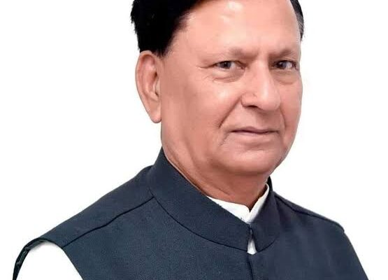 Former Minister Heera Singh Bisht Passes Away