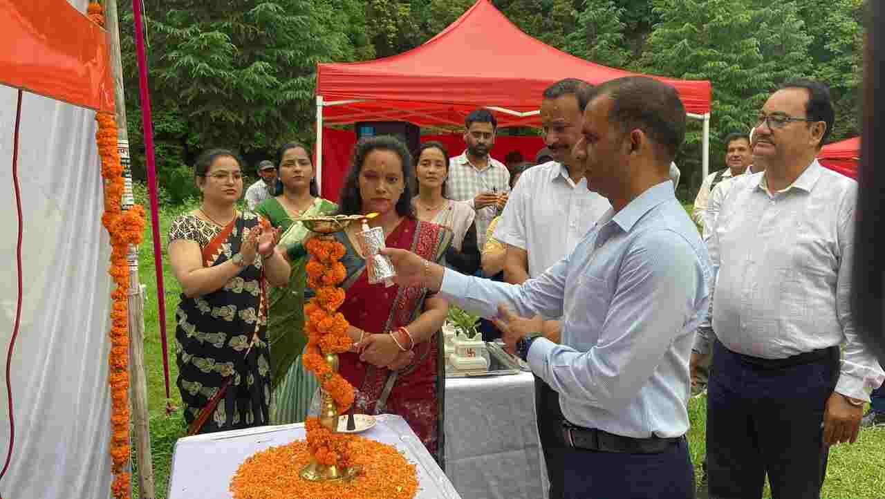 Pithoragarh Celebrates River Festival 2026: पिथौरागढ़ में भव्य नदी महोत्सव का आयोजन, 'नदी बचेगी तो भविष्य बचेगा' का दिया संदेश 2 Pithoragarh